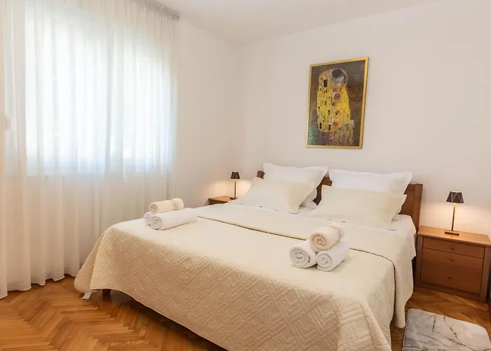 Asti - Two Bedrooms Elegant 斯普利特