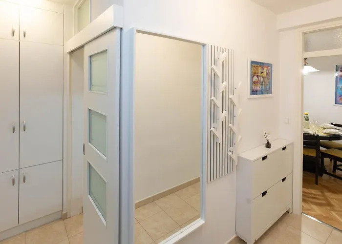 公寓 Asti - Two Bedrooms Elegant