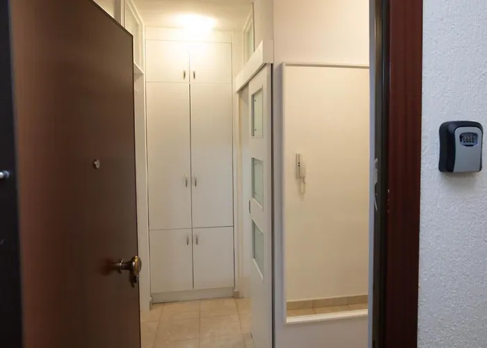 Asti - Two Bedrooms Elegant 公寓 *